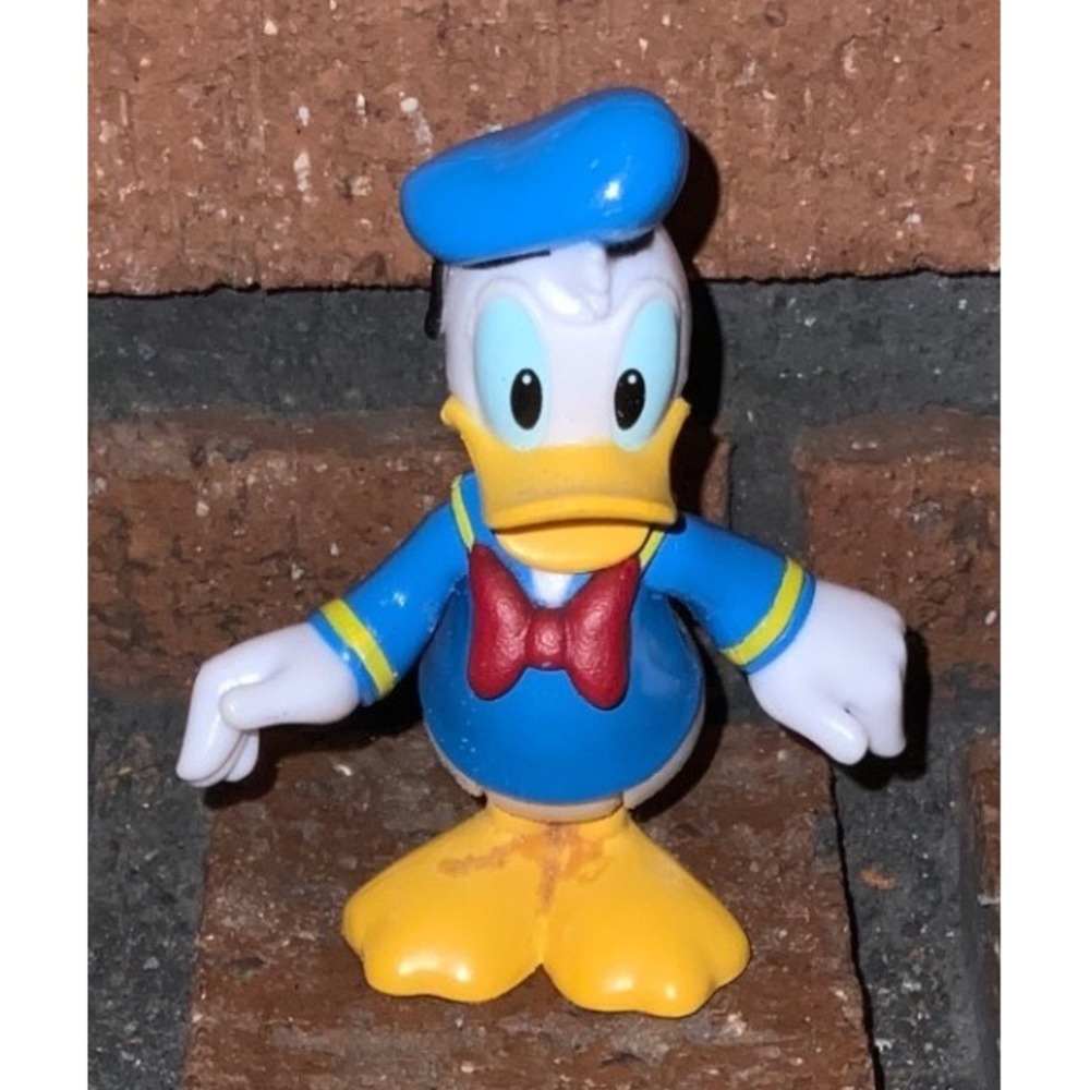 Disney Donald Duck Miniature Figure Blue Sailor Suit Plastic Toy Collectible